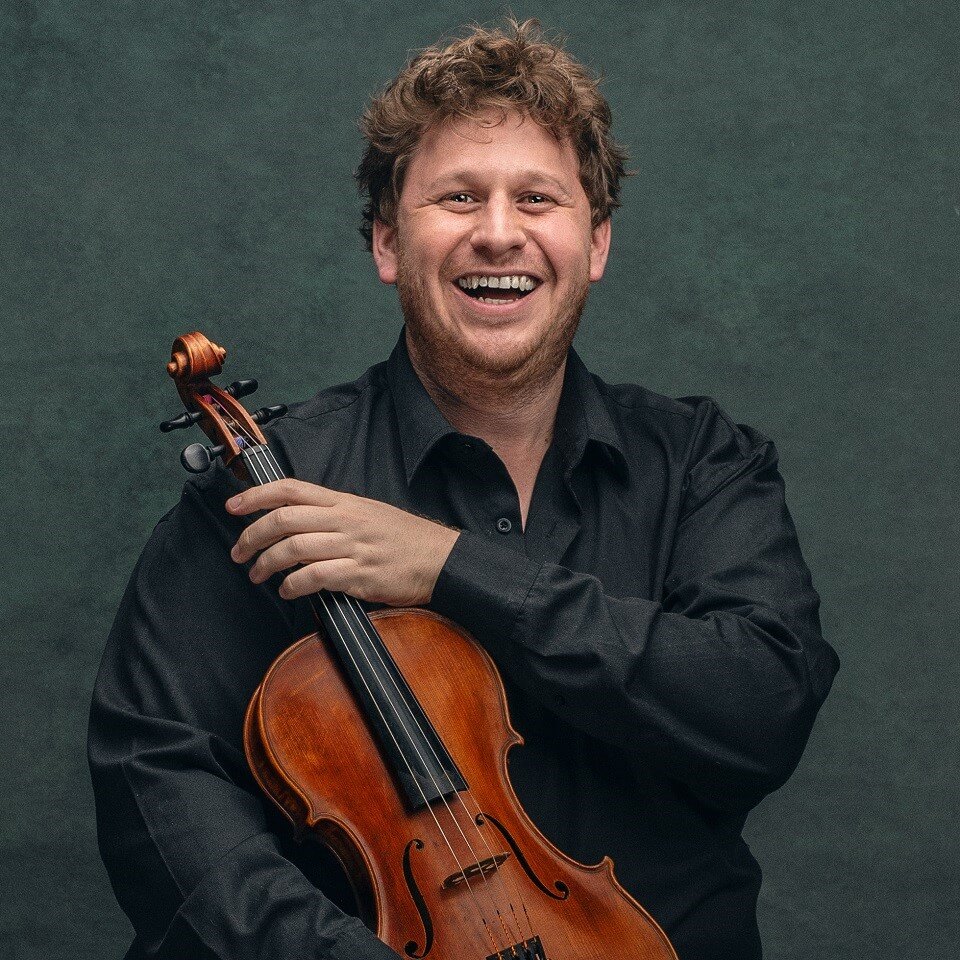 Daniel Tanchelson<br><span class="player">Viola</span>
